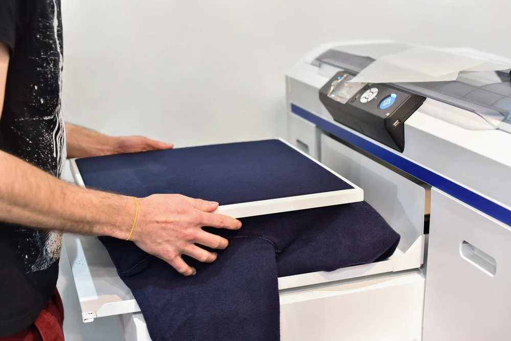 DTG vs. Screen Printing: Which T-Shirt Printing Method Is Best?