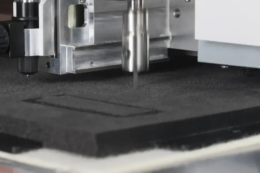 CFL-605RT cutting foam, rubber and specialty materials